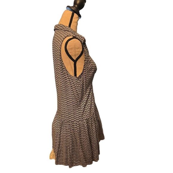 Cotton On Medium Sized Dress, Good condition, Perfect with Leggings - Picture 4 of 4